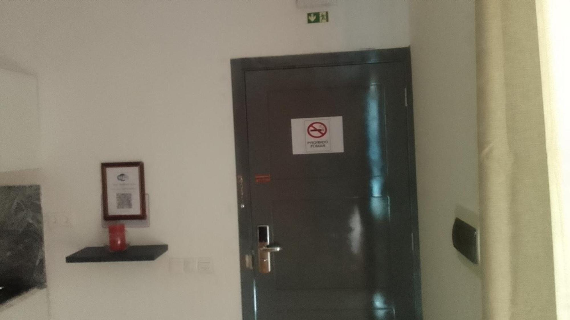 Apartamentos Santiago - Tarrafal タラファル エクステリア 写真